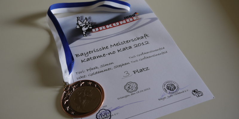 Bronze bei Bay. Kata-Meisterschaft