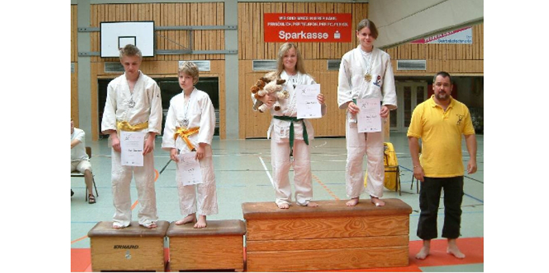 Hanna und Bettina auf 1. Platz
